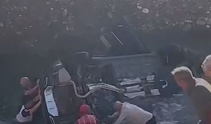 Otomobil Peri Çayı'na düştü, anne ve kızı yaralandı