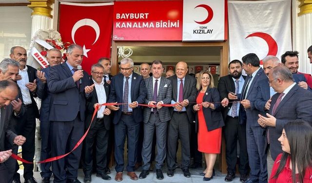 Bayburt'ta Kızılay’ın Hizmet Binasının Temel Atma Töreni ve Kan Alma Biriminin Açılışı Yapıldı