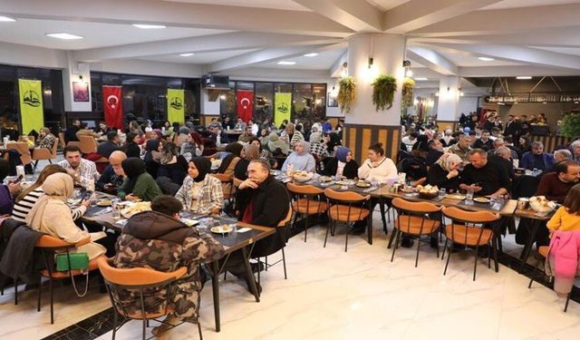 Bayburt Belediyesi 24 Kasım'da Öğretmenleri Unutmadı