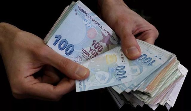 Çalışan emeklilere 5 bin TL’lik ikramiye ödemesi! İki formül gündemde… İkramiyeler ne zaman yatırılacak?