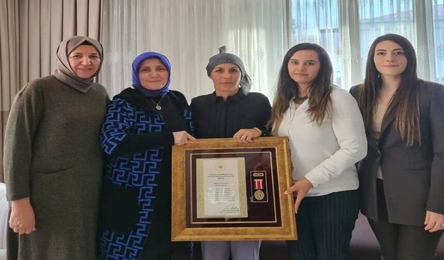 Artvin'de Şehit Ailesine Ziyaret