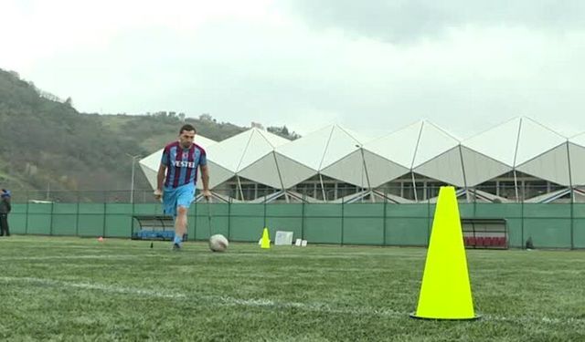 Hayalindeki 'Bordo Mavi' Formaya Ampute Futbol Takımıyla Kavuştu