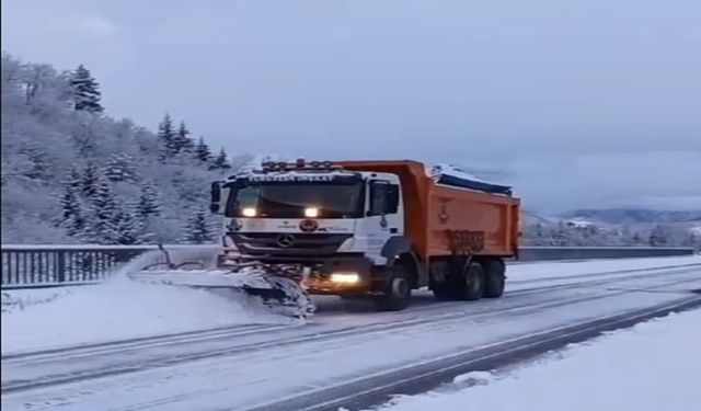 Artvin Sahara Geçidi’nde Ulaşıma Kar Engeli