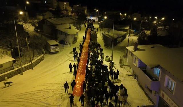 Erzurum'da Sarıkamış Şehitleri Anısına Fener Alayı Düzenlendi