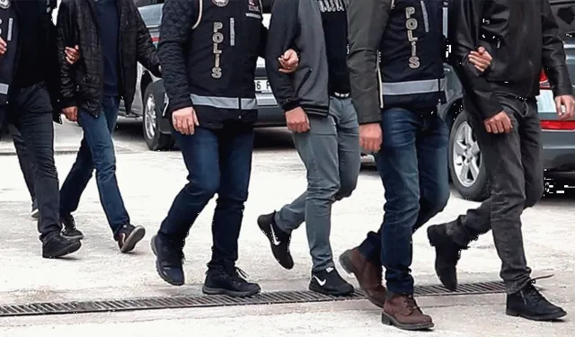 Trabzon'da Haklarında Arama Kaydı Bulunan 5 Hükümlü Yakalandı