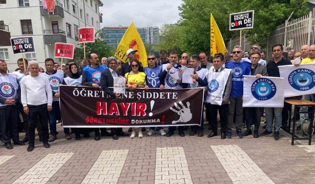 Eğitim-Bir-Sen’den Ankara’da öğrencisi tarafından bıçaklanan öğretmen için basın açıklaması