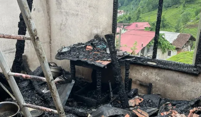 Rize'de Tüp Patlaması Sonucu Yangın Çıkan Ev Zarar Gördü