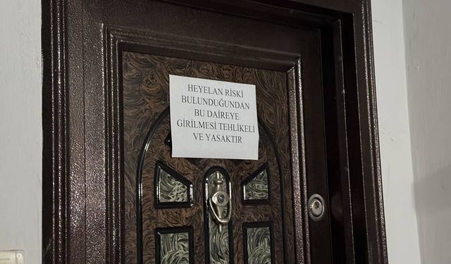 Rize'de Tahliye Edilen Apartmanın Sakinleri Yeni Heyelan Riskine Karşı Uyarılıyor