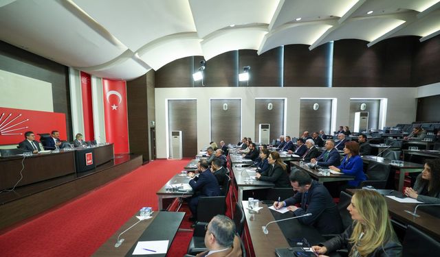 CHP Parti Meclisi, Özgür Özel başkanlığında toplandı