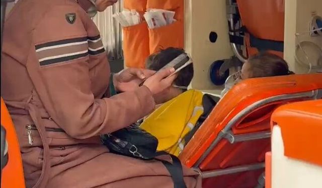 Yangında evde mahsur kalan 3 çocuk, pencerenin korkuluğu sökülerek kurtarıldı