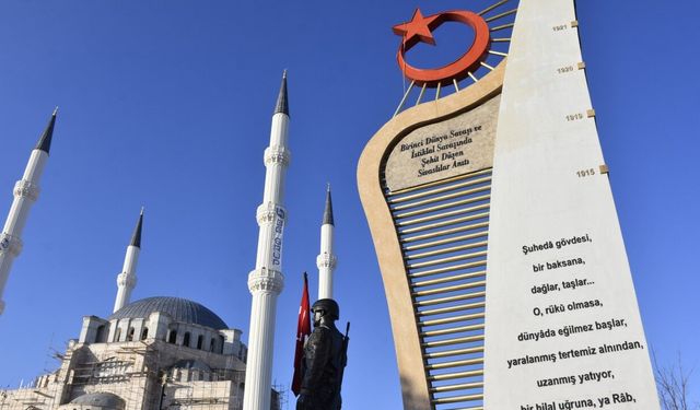 1'inci Dünya Savaşı ve İstiklal Savaşı şehitlerinin hatırası anıtta yaşatılıyor