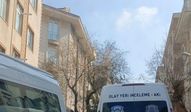 Cam silerken 4'üncü kattan düşüp öldü