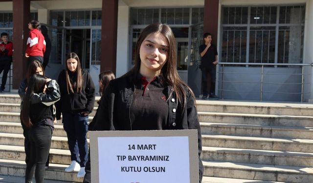İhbara giden sağlık ekiplerine sürpriz kutlama