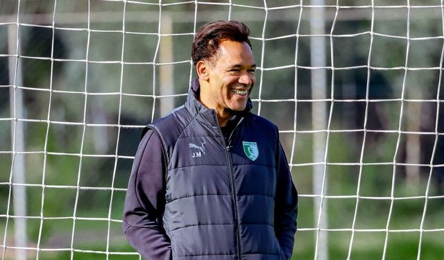 Kader arkadaşları Morais ve Mourinho bu kez rakip olacak