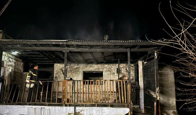 Kahramanmaraş’ta cami lojmanında yangın