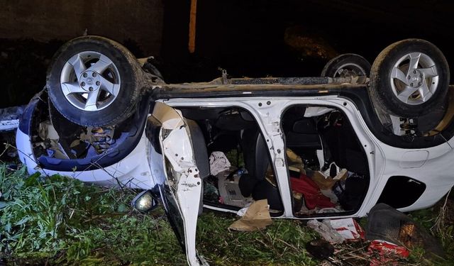 Amasya’da otomobil Tersakan Çayı’na düştü: 5 yaralı