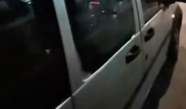 Araca tabanca ile ateş edip kaçtılar; kamyonette saklanırken yakalandılar