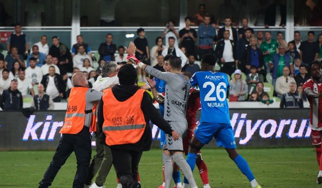 Bodrum FK - Samsunspor maçı sonunda gergin anlar
