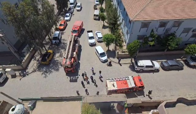 DEM Parti Cizre İlçe Teşkilatı'nın olduğu binada çıkan yangın söndürüldü