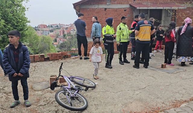 Park etmek istediği otomobille bahçeye düştü