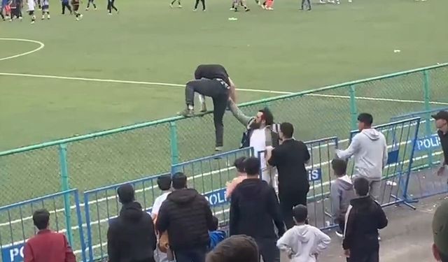 Siirt’te bölgesel amatör maç sonrası futbolcuların kavgasına taraftarlar da karıştı