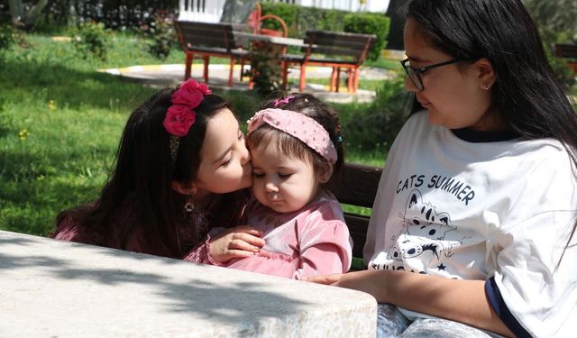SMA'lı Mihra Helin, tedaviden sonra adım atmaya başladı / Ek fotoğraflar