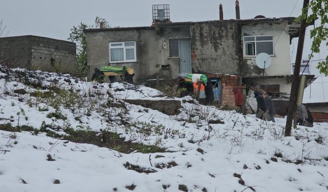 Yangında 2 çocuğunu kaybeden baba, memleketine dönmeyi planlıyormuş (2)
