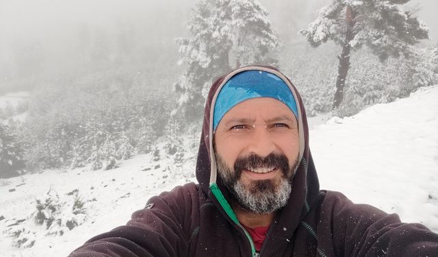 Erzurum’a mayıs ortasında kar yağdı, Trabzonlu taraftarları taşıyan otobüs yoldan çıktı (2)