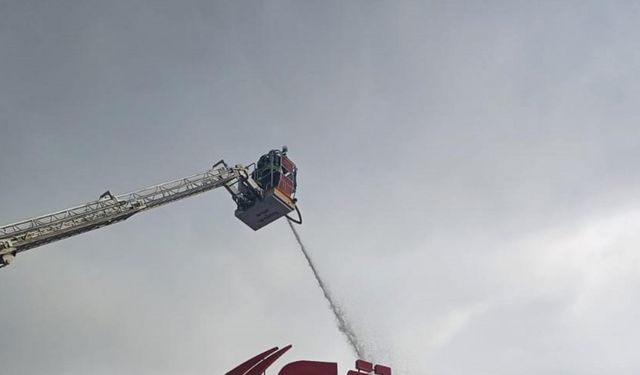 Erzurum'da asfalt üretim tesisinde gaz sıkışması kaynaklı patlama: 1 ölü, 1 yaralı (2)