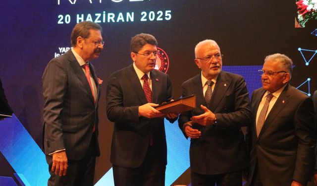 Bakan Tunç: İnsan kaynağımızın güçlü olması lazım (2)