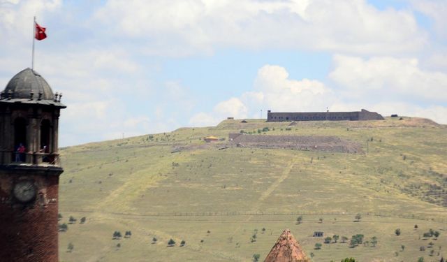Erzurum'daki tabyaların UNESCO Dünya Miras Geçici Listesi'ne adaylığı için çalışıyorlar/Ek fotoğraflar