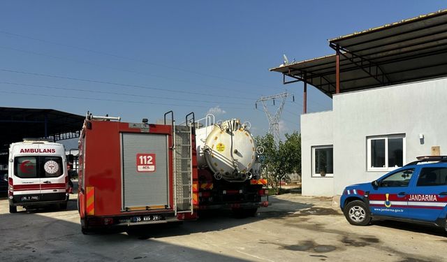 İzmir'de yangın; minik Muhammet’in durumu ağır, mahsur kalan kedi kurtarıldı