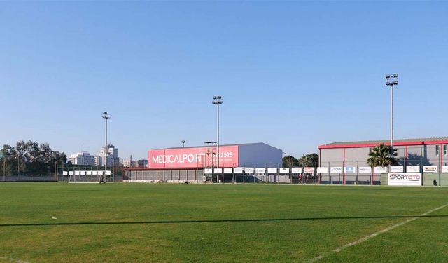 Karşıyaka'da tesisler de beklemede