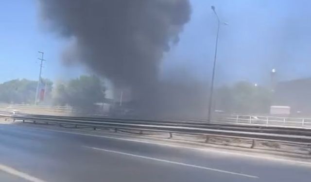 Kocaeli'de fabrika yangını söndürüldü