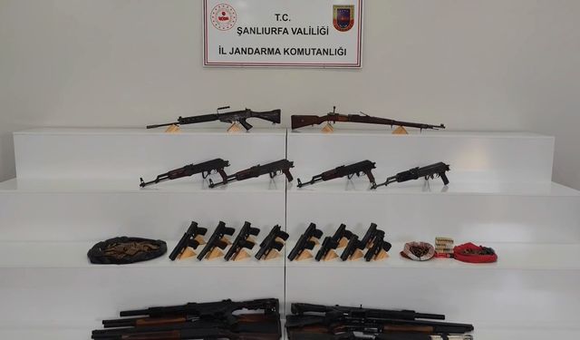Operasyonda, elektrikli süpürgeden silah çıktı