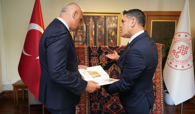 5 asırlık Uşak halısı, 30 yıl sonra Türkiye'ye iade edildi