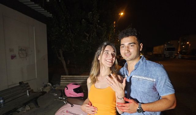 Silahlı saldırıda vurulmuş kurgusuyla yapılan evlilik teklifi, polis merkezinde sona erdi