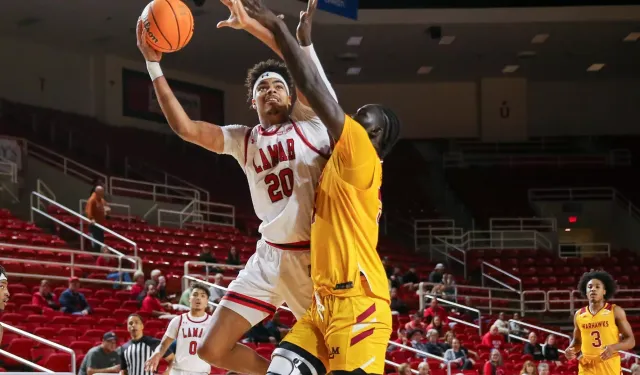 Adam Hamilton Manisa Basket'te