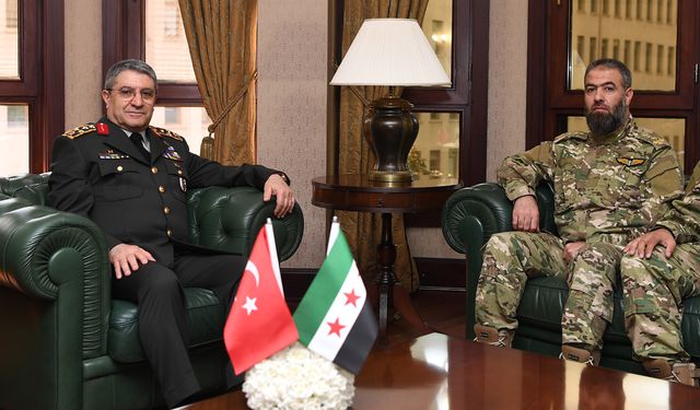 Genelkurmay Başkanı Bayraktaroğlu, Suriye Hava Kuvvetleri Komutanı Hawary'i kabul etti