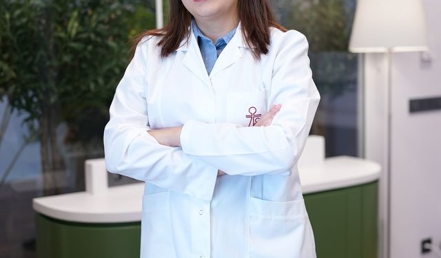 ‘Göz kapaklarındaki sarkmalar görme güçlüğüne yol açabiliyor'