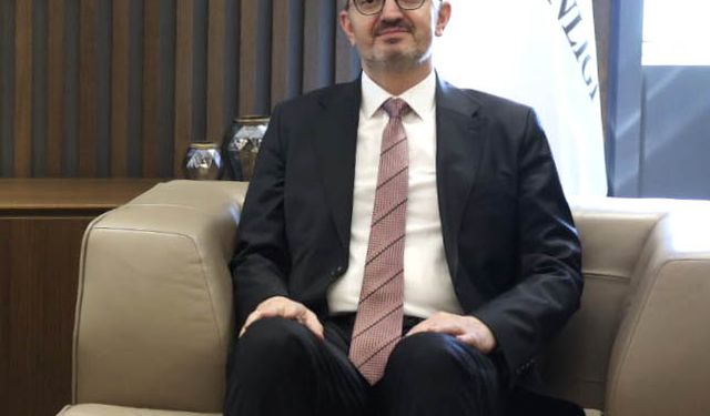 İletişim Başkanı Duran: Türkiye, barış masalarına ev sahipliği yapan yegane ülkedir