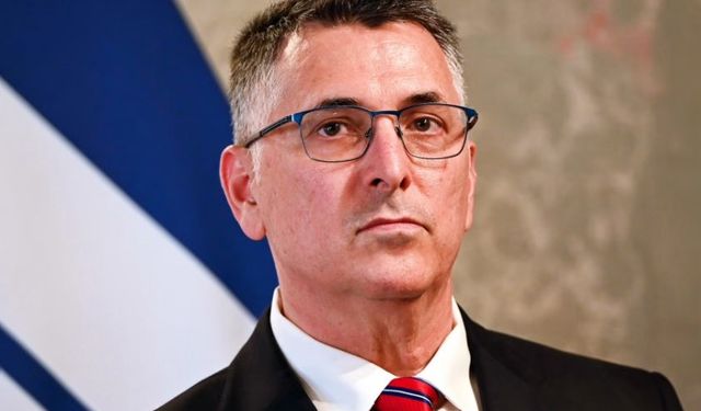 İsrail'den Macron'un ziyaretine ret