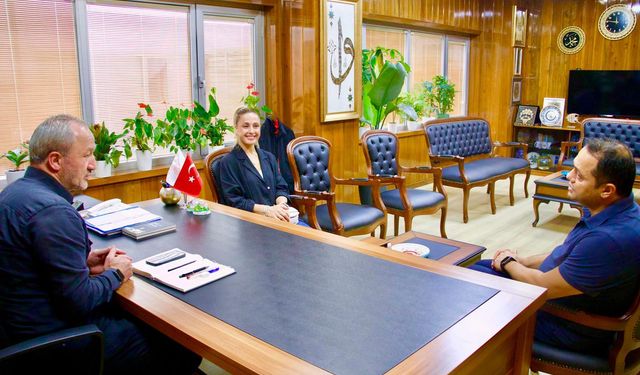 İstanbul-İl Milli Eğitim Müdürü Yentür, eğitim paydaşlarıyla bir araya geldi