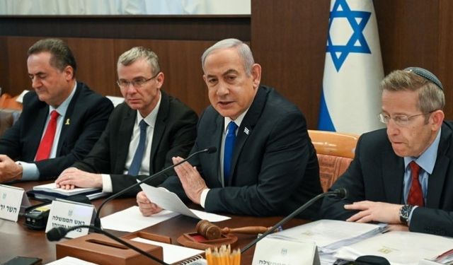 Netanyahu: Yaklaşık 100 bin kişi Gazze'yi terk etti