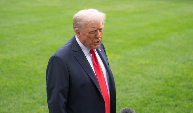 Trump'tan yabancı şirketlere Amerikalı işçileri istihdam etme çağrısı