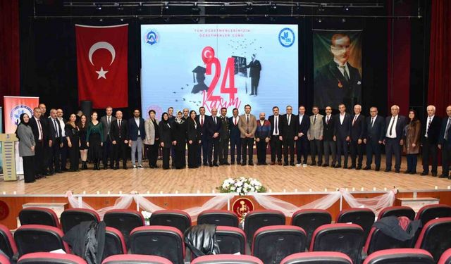 Akşehir’de Öğretmenler Günü etkinlikleri