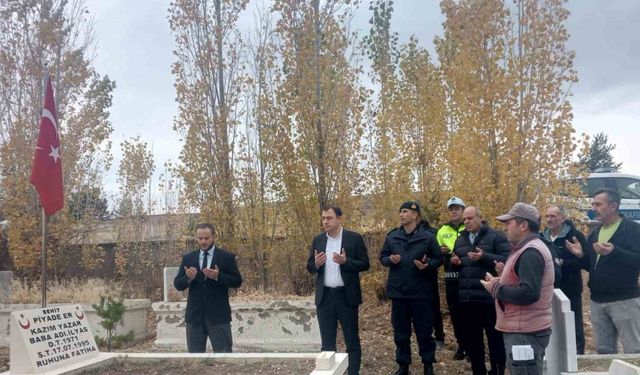 Aydıntepe’de şehitler kabirleri başında dualarla anıldı