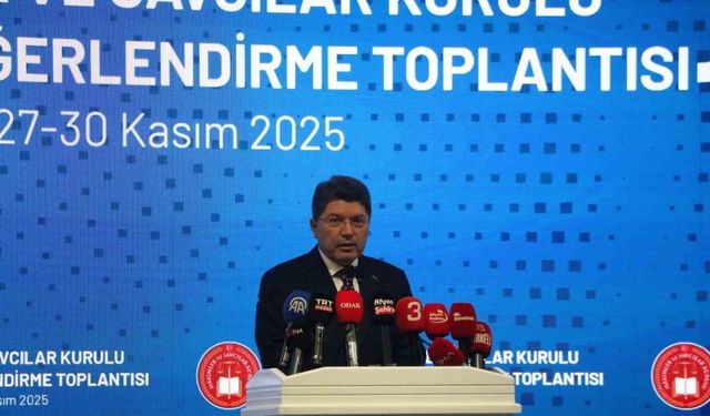 Bakan Tunç: "Hakim ve savcılar hakkında açılan bin 861 soruşturma ve incelemeden bin 331’i neticelendirildi"
