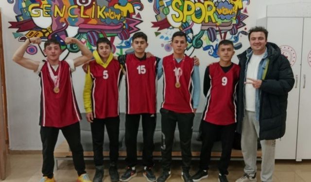 Balıköy Anadolu Lisesi’nden bilek güreşinde büyük başarı