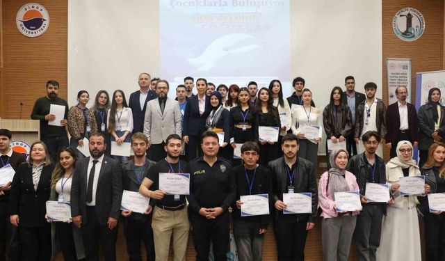 Balina Aydın, Gerze’de çocuklarla buluştu